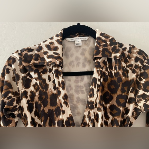 Diane Von Furstenberg 90s Cheetah Leopard Print Silk Wrap Midi Dress Women’s 4 - Picture 4 of 9